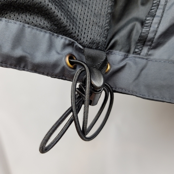 MEC Running & Fitness Wind Jacket Size MED - Picture 4 of 10